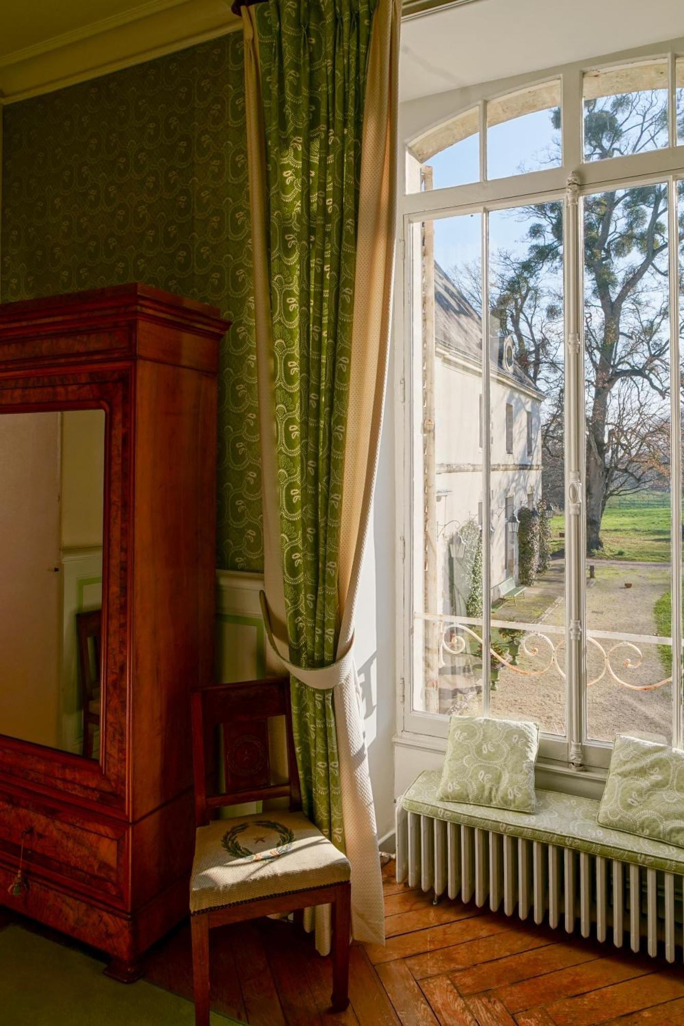 Chateau De Thouare Exterior photo